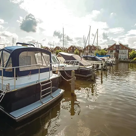 Three-bedroom In Uitgeest